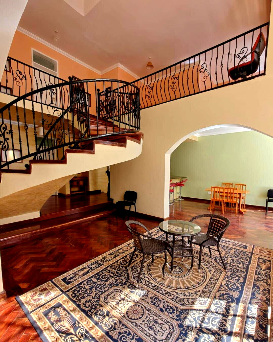4BR All-Ensuite Villa with Modern Kitchen & Pantry – Kerarapon
