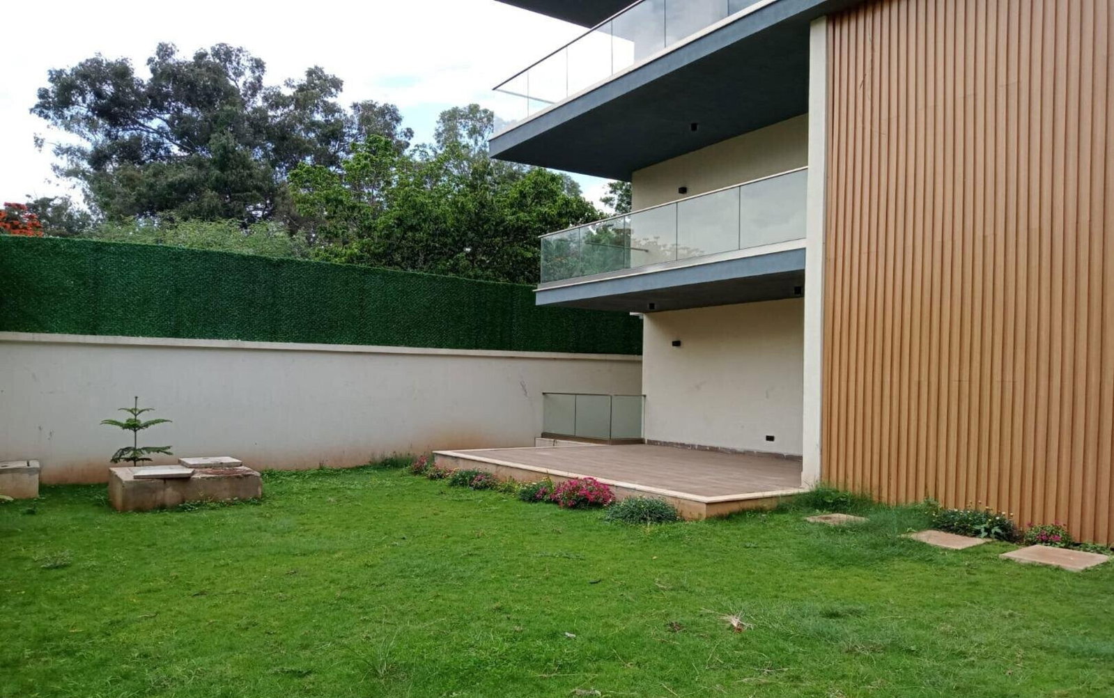 5-Bed Townhouse with Private Garden & Premium Finishes - Lavington