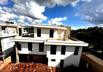 5BR All-Ensuite Townhouse with DSQ & Terrace - Kyuna
