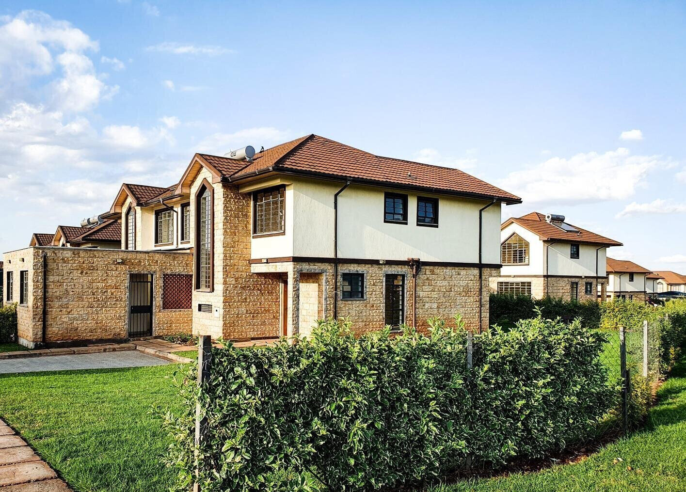 3-Bed Edenville Townhouse with Solar & Borehole - Muthaiga