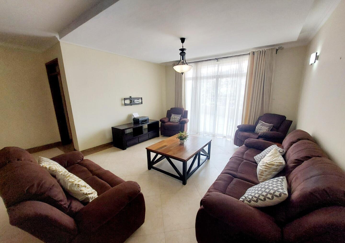 3BR En-Suite + DSQ with Jacuzzi & Pool - Kileleshwa