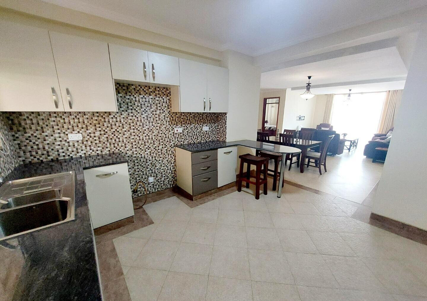 3BR En-Suite + DSQ with Jacuzzi & Pool - Kileleshwa