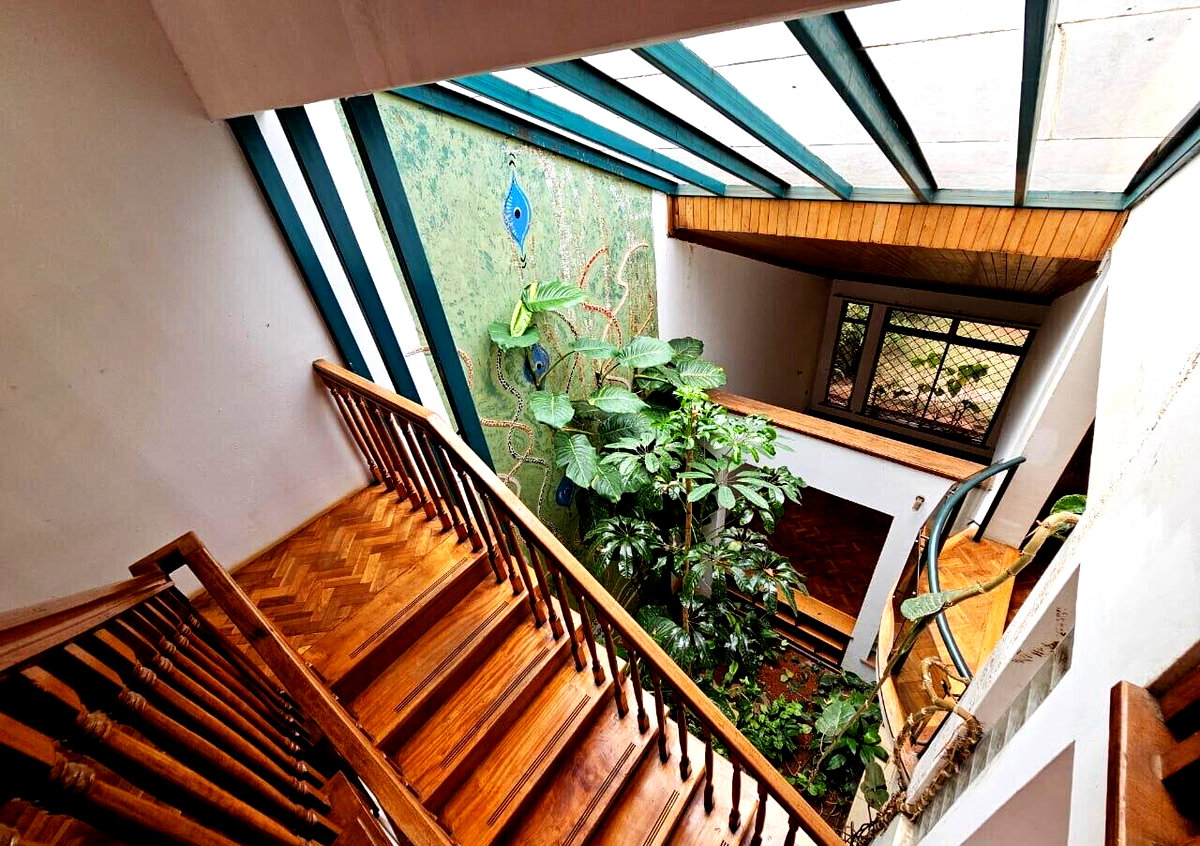 4 En-Suite Bedrooms with DSQ & Private Backyard - Kilimani