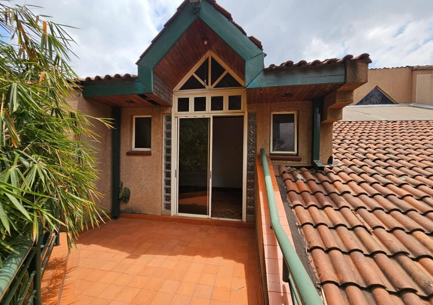 4 En-Suite Bedrooms with DSQ & Private Backyard - Kilimani