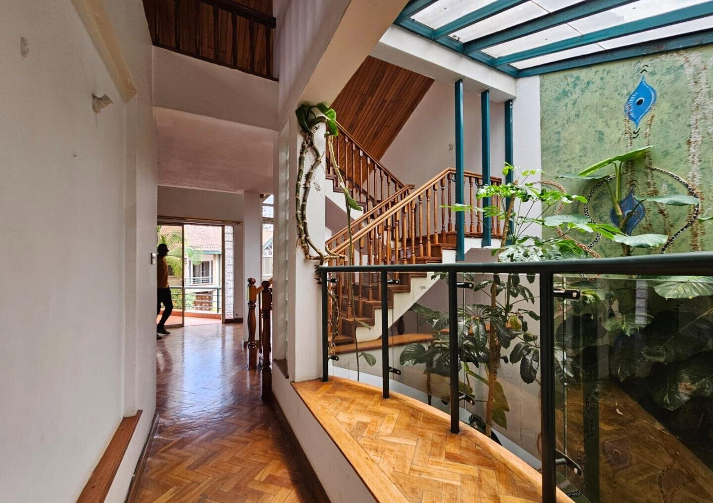 4 En-Suite Bedrooms with DSQ & Private Backyard - Kilimani