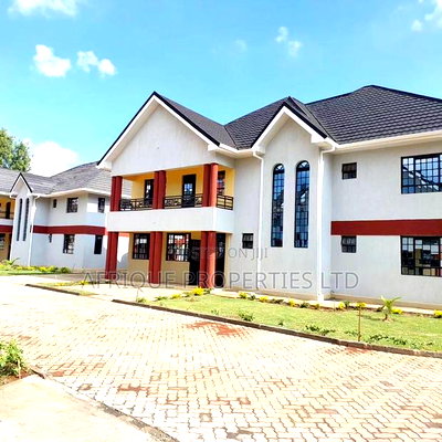 5bdrm Mansion in Garden Estate, Thome for rent - Image 1