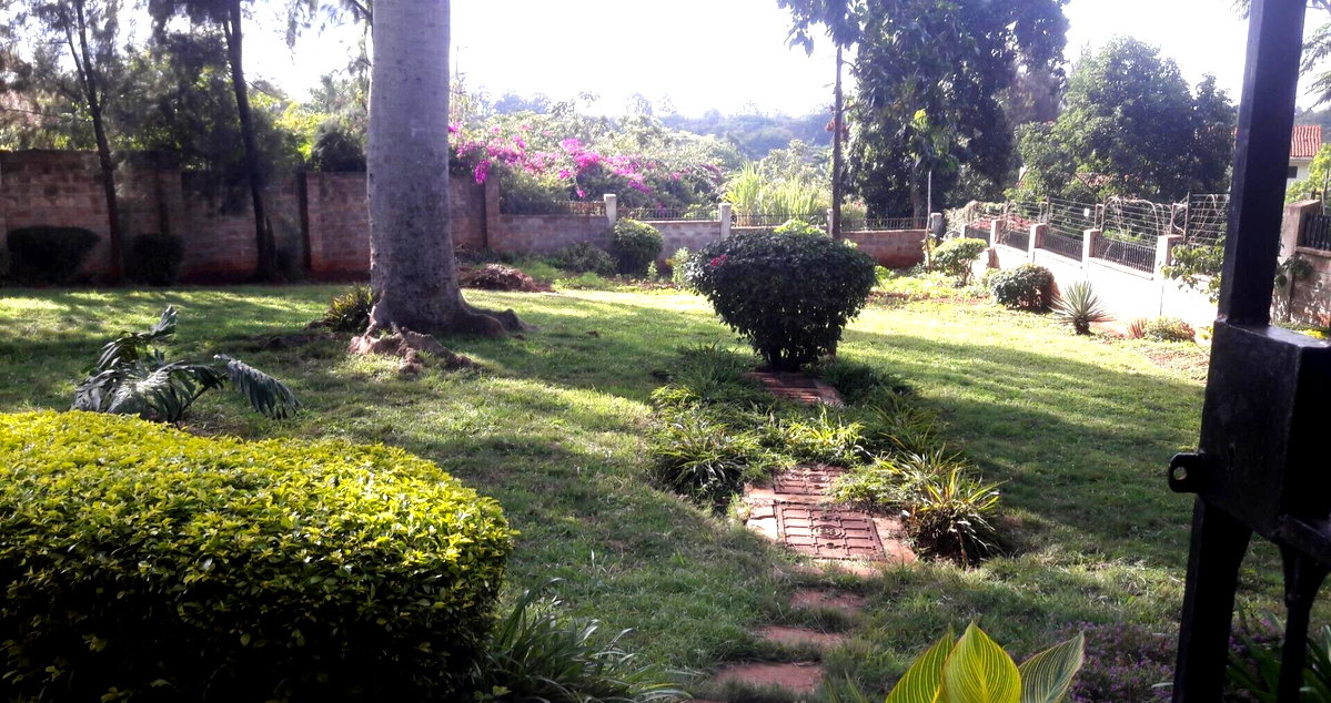 Half Acre 4BR Haven at KSh 250K