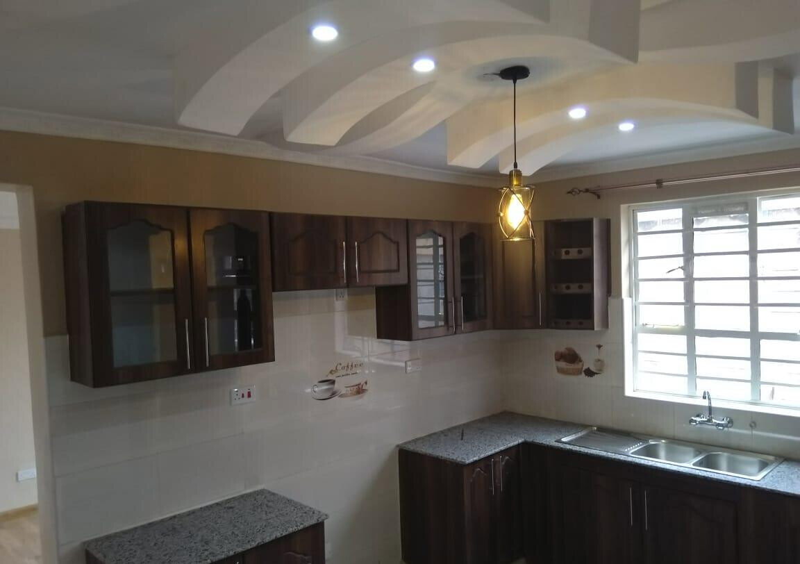 Newly Built 4BR All-Ensuite Maisonette with DSQ - Membley Estate