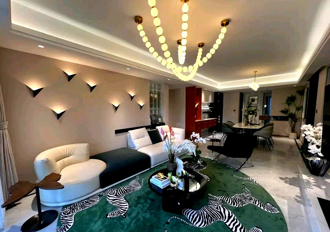 4BR Apartment with Airy Balconies & High-Speed Lifts - Westlands