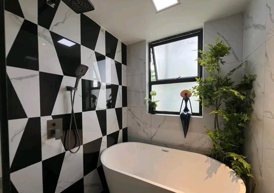 4BR Apartment with Airy Balconies & High-Speed Lifts - Westlands