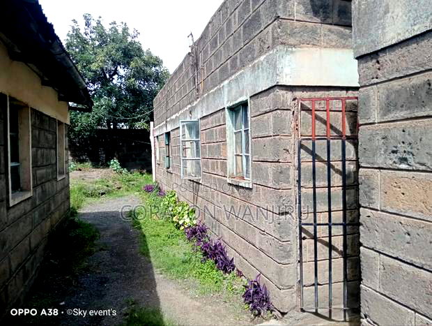40*80plot in Nakuru Freehold Area