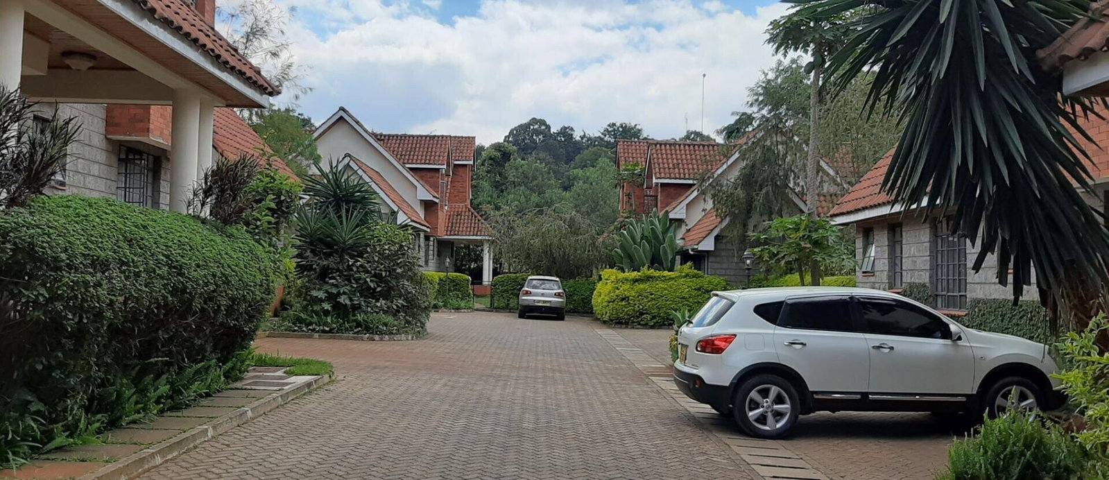4-Ensuite Townhouse with Fireplace & UN-Approved Security - Lavington
