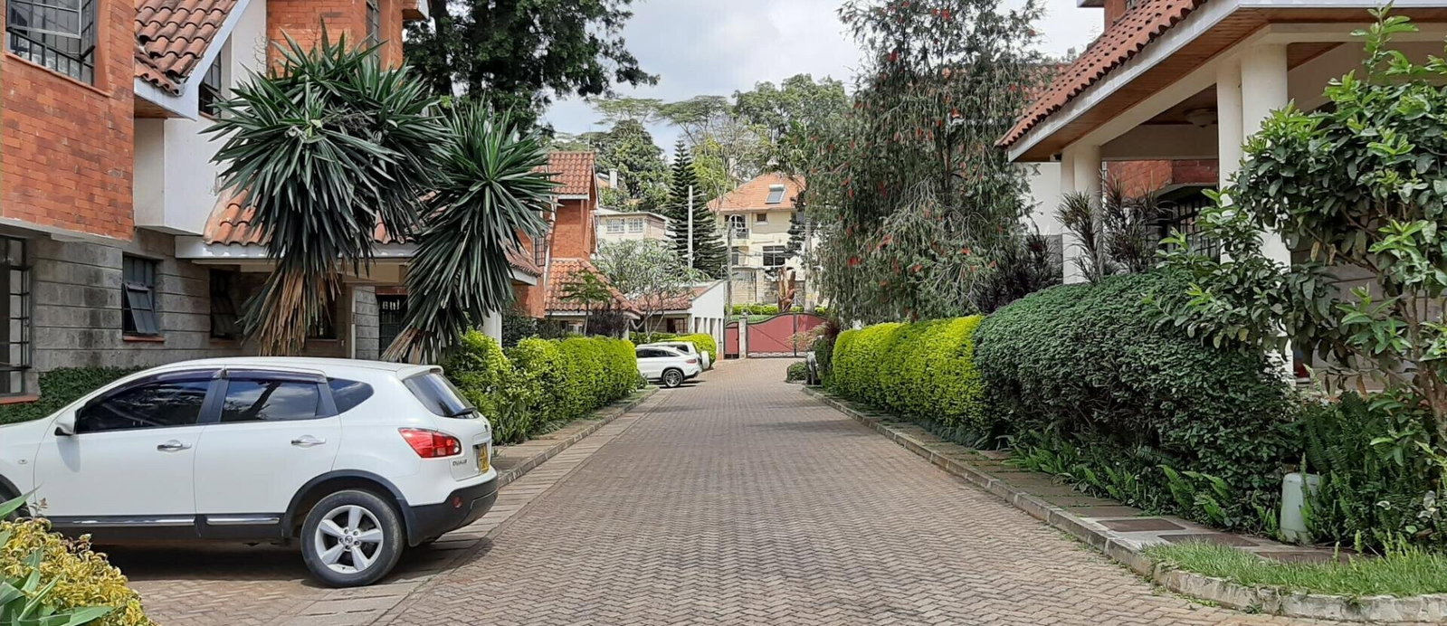 4-Ensuite Townhouse with Fireplace & UN-Approved Security - Lavington