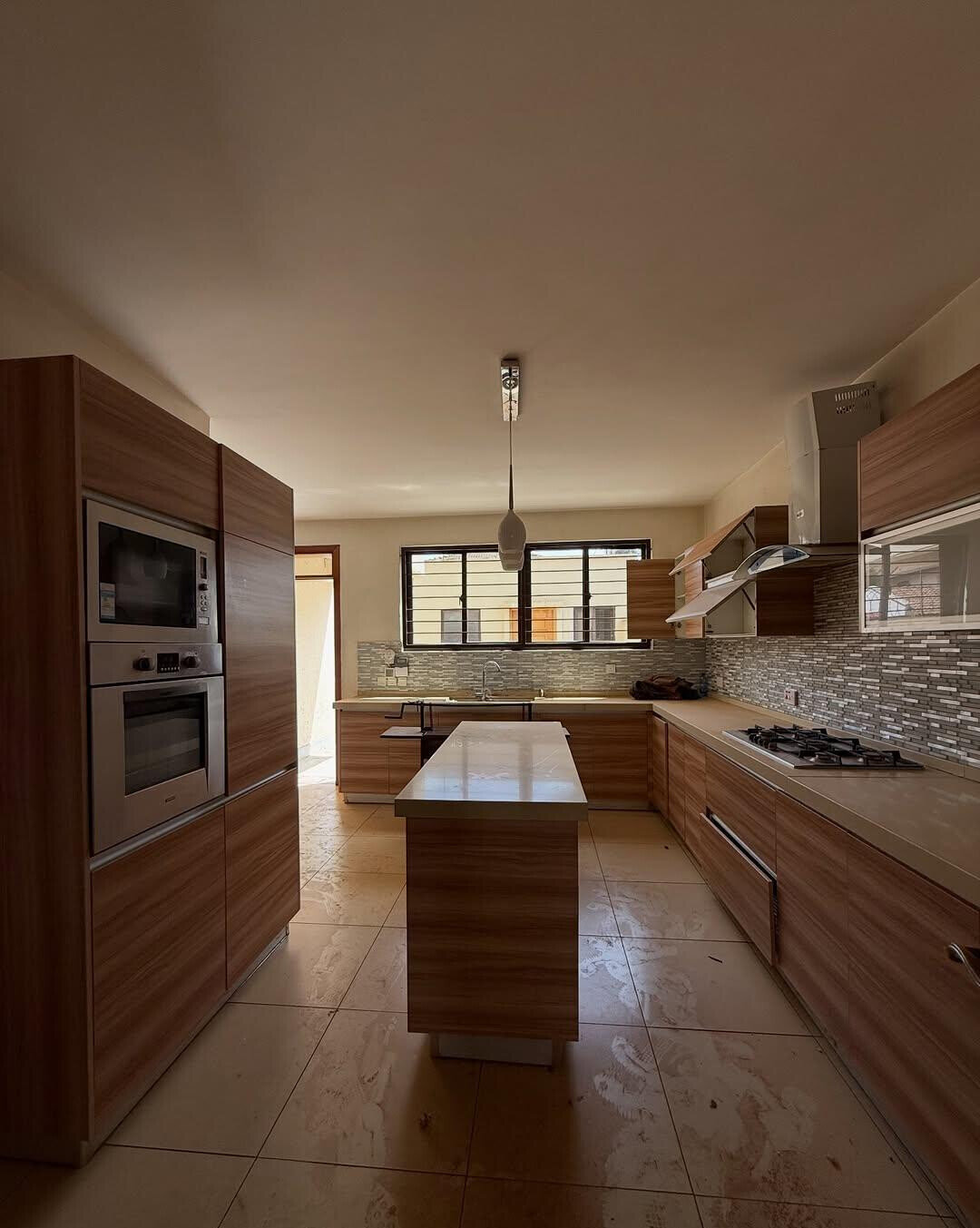 5-Ensuite Townhouse with Solar Heating in Secure Lavington Gated Community
