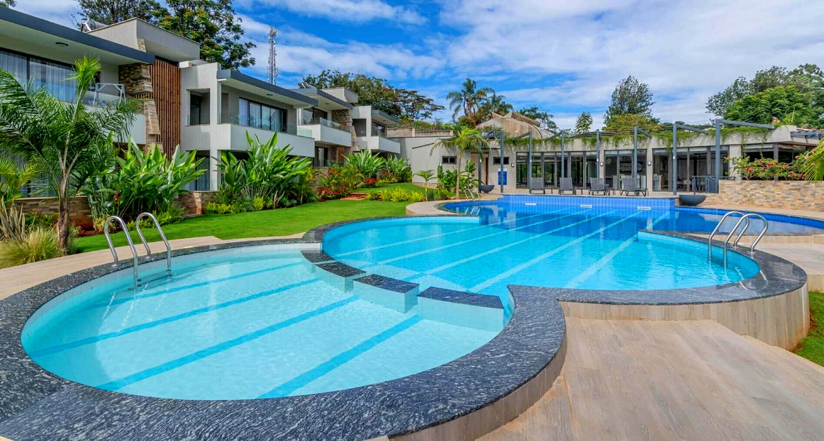 5BR All-Ensuite Townhouse with Elevator & Pool - Lower Kabete