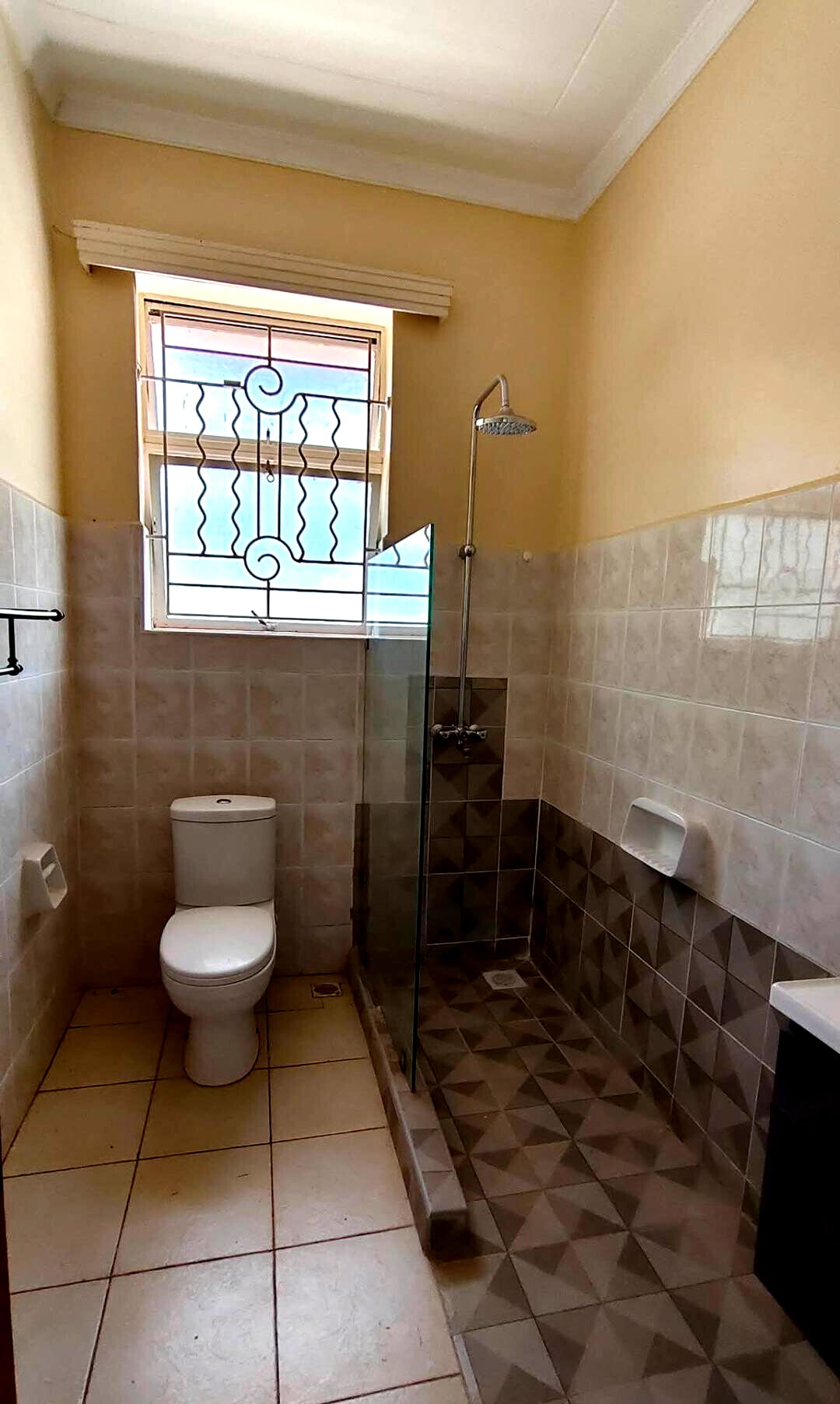 2BR Solar-Powered Home Near Galu Beach – Kinondo, Kwale