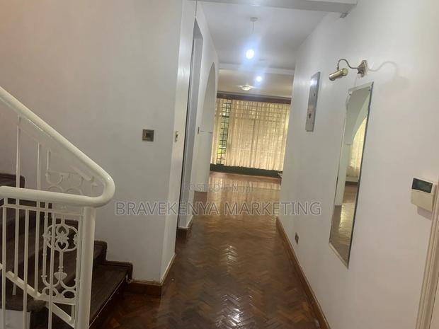 5bdrm Penthouse in Kileleshwa for rent