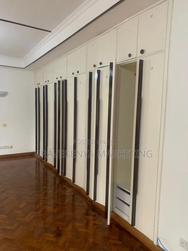 5bdrm Penthouse in Kileleshwa for rent