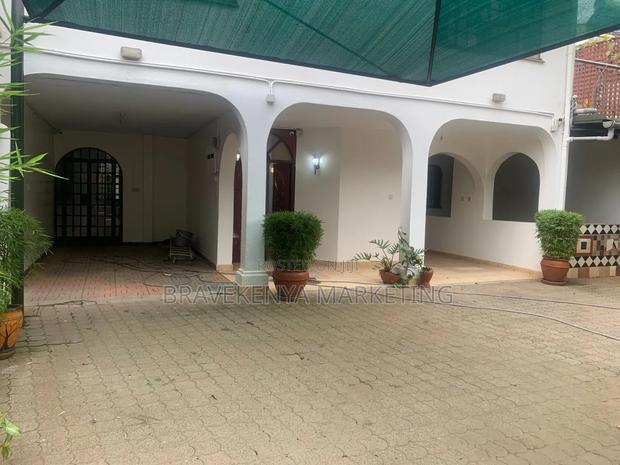 5bdrm Penthouse in Kileleshwa for rent