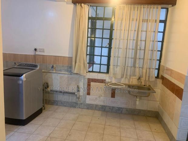 5bdrm Penthouse in Kileleshwa for rent