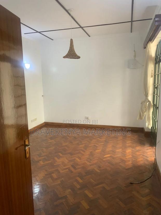 5bdrm Penthouse in Kileleshwa for rent