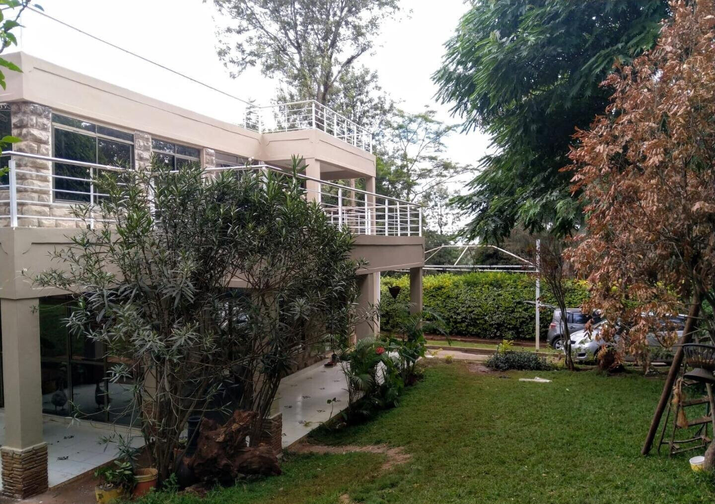 5-Ensuite Standalone Home on Half-Acre – Karen