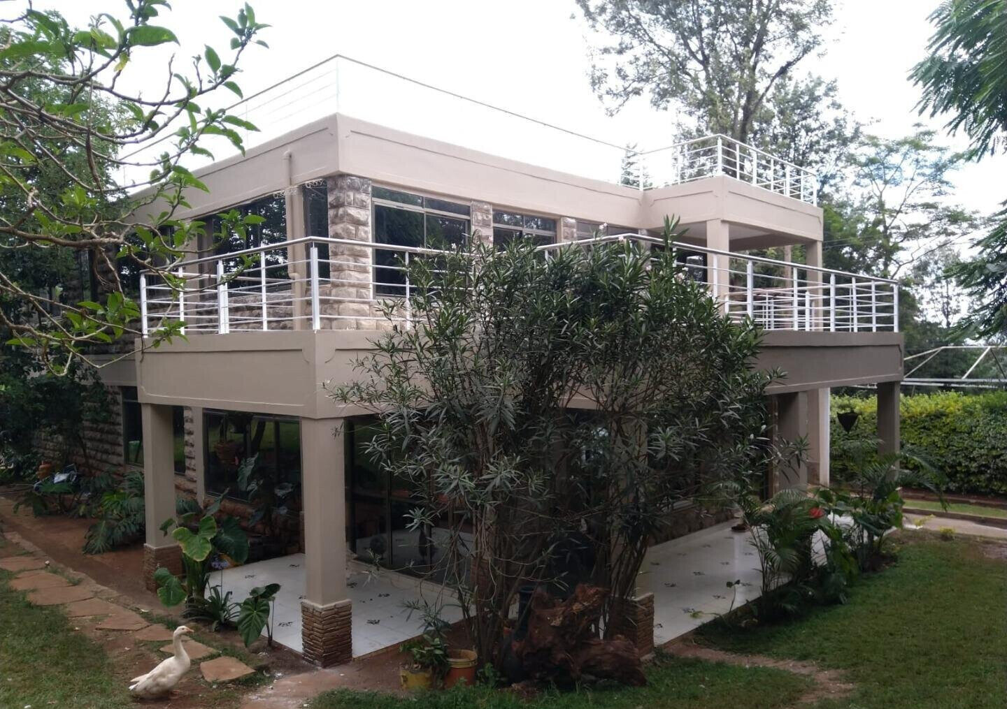 5-Ensuite Standalone Home on Half-Acre – Karen