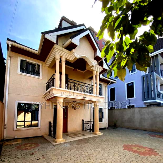 4bdrm House in Roysambu for rent