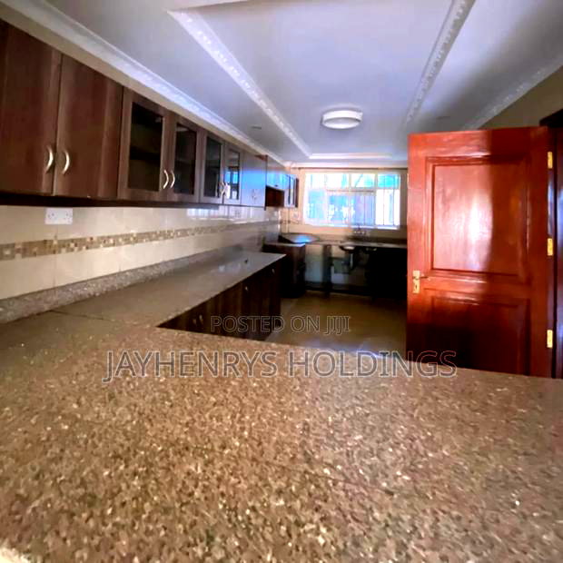 4bdrm House in Roysambu for rent