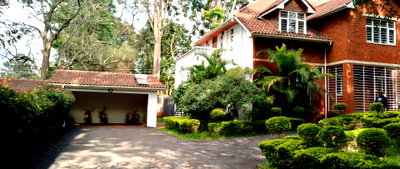 Pet Friendly 5BR Garden Home