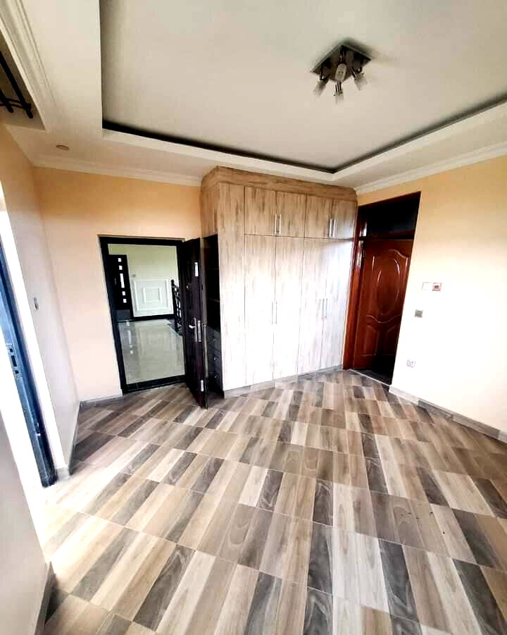 4BR All-Ensuite Townhouse with DSQ & Smart Lighting - Syokimau