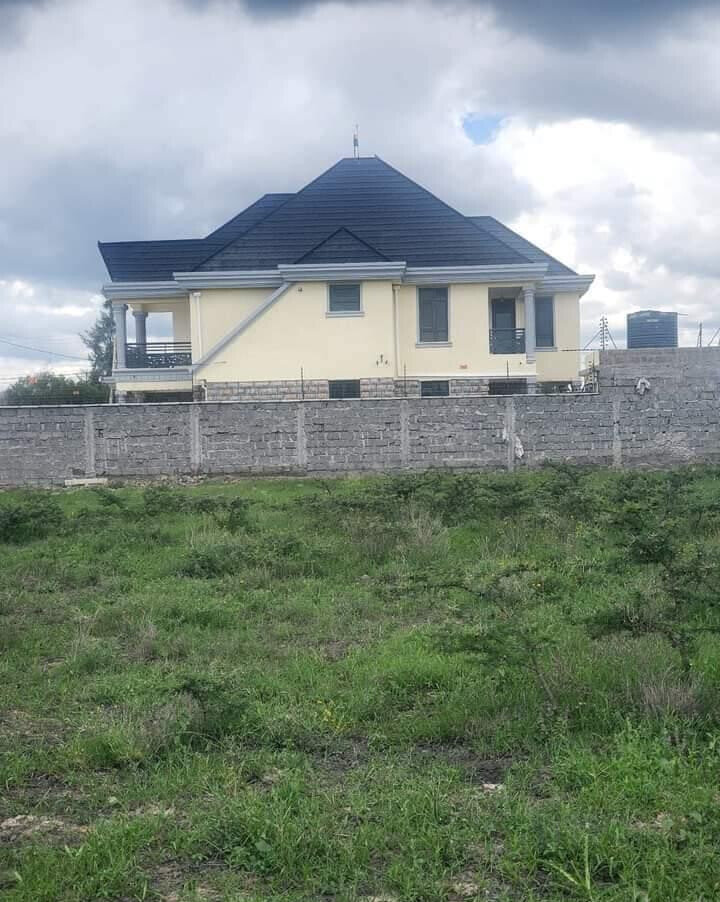 4BR All-Ensuite Townhouse with DSQ & Smart Lighting - Syokimau