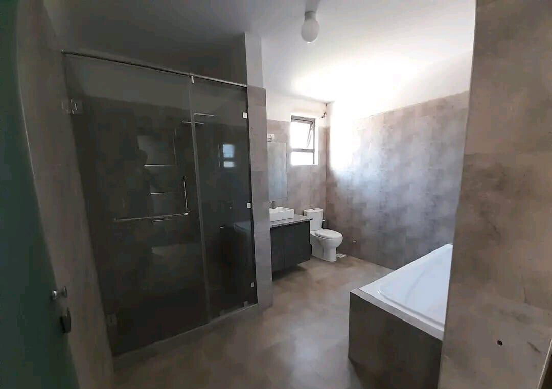 4 En-Suite Townhouse with DSQ & Borehole - Syokimau