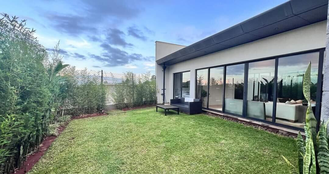 New 4BR Townhouse with Clubhouse & Rooftop Pool - Runda