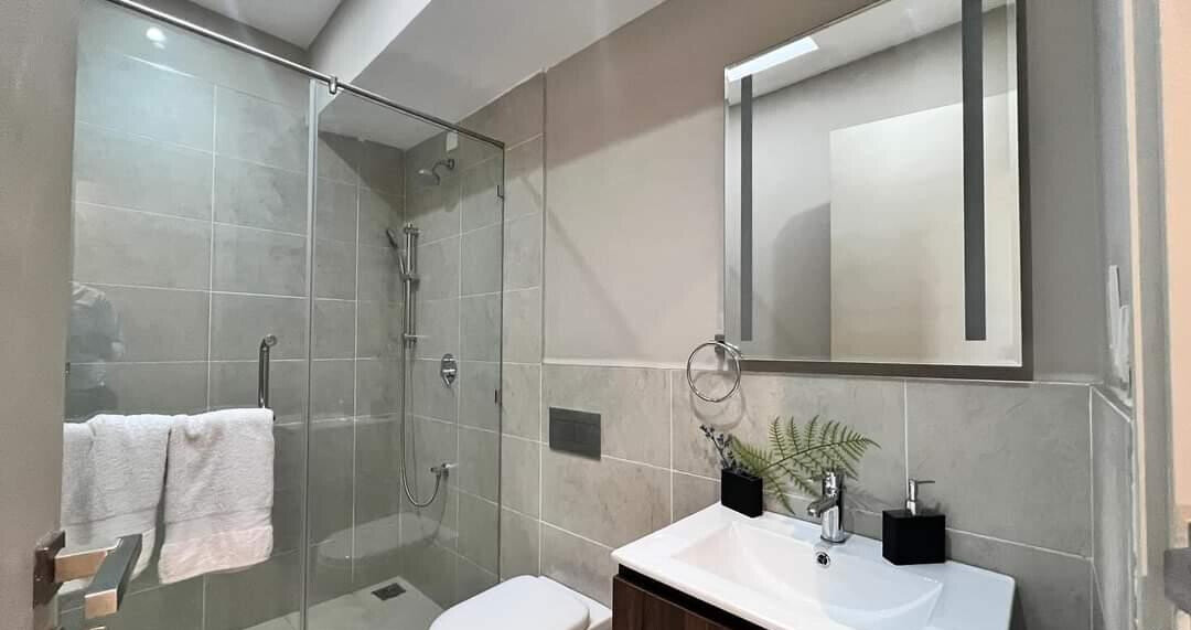 New 4BR Townhouse with Clubhouse & Rooftop Pool - Runda