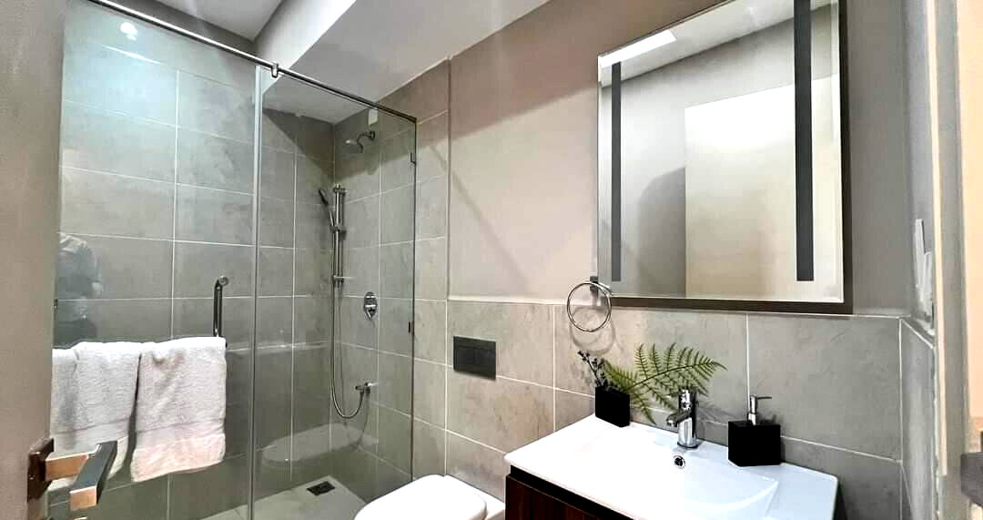 New 4BR Townhouse with Clubhouse & Rooftop Pool - Runda
