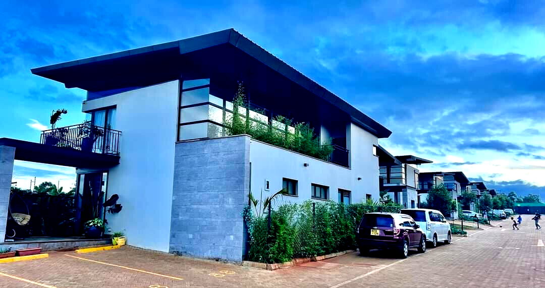 New 4BR Townhouse with Clubhouse & Rooftop Pool - Runda