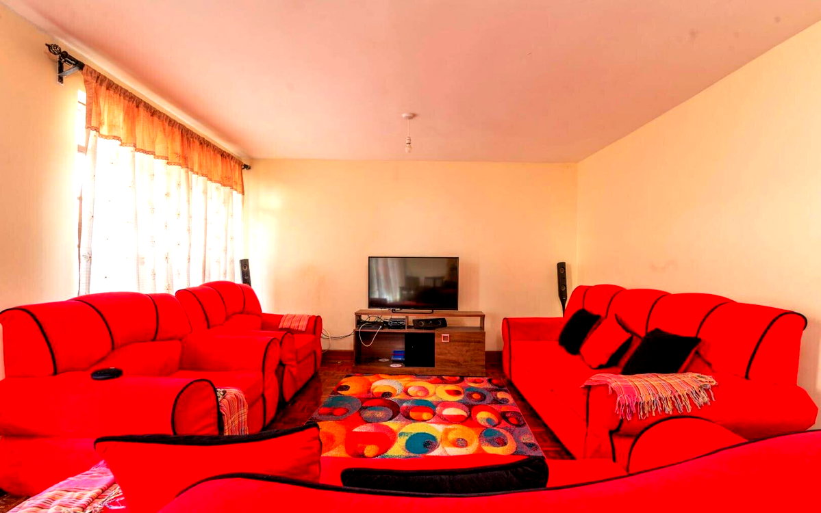 4BR Townhouse with Stone Façade & Guest Room - The Gables Park, Syokimau