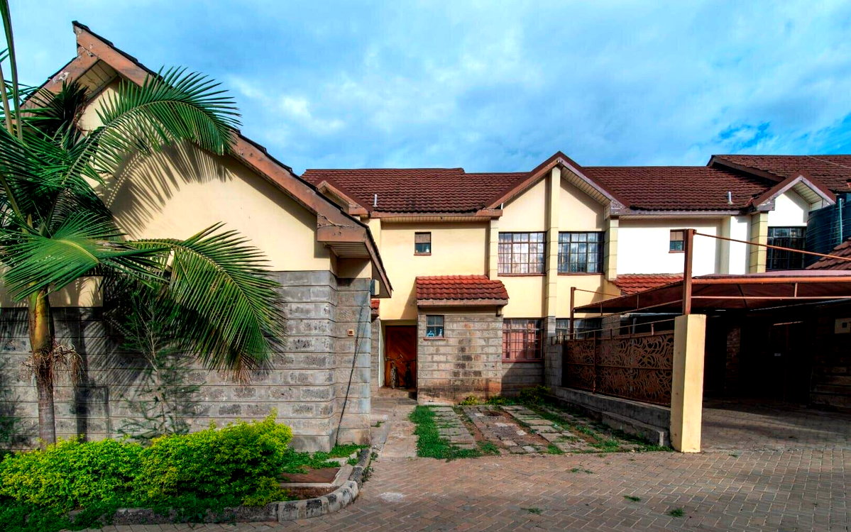 4BR Townhouse with Stone Façade & Guest Room - The Gables Park, Syokimau
