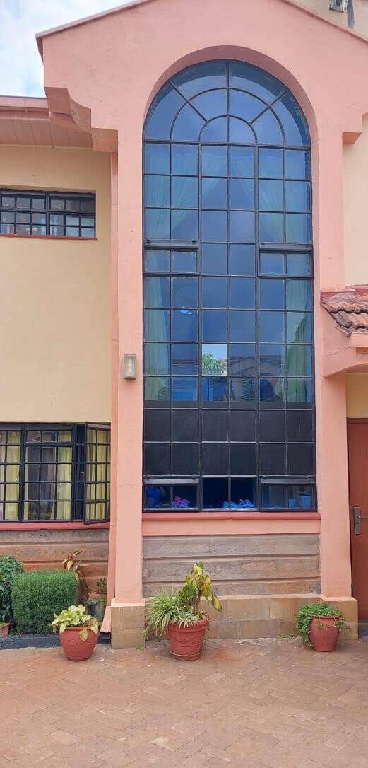 Corner Townhouse with Garden & DSQ – Langata Near Carnivore