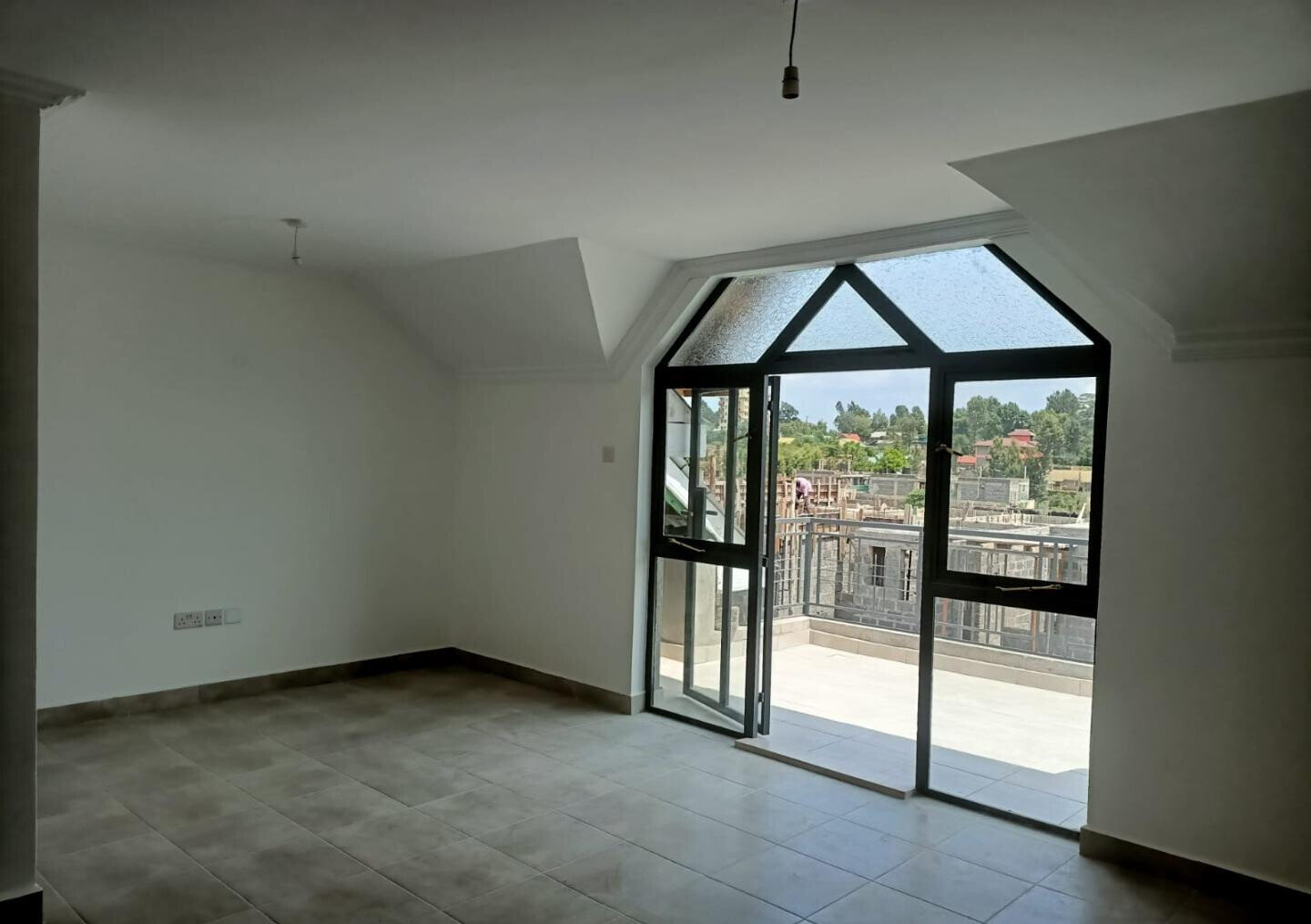 4BR Maisonette with Bar, Pantry & Attic - Tendai, Kikuyu