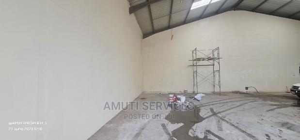 Syokimau: 4500sqft Godown to Let