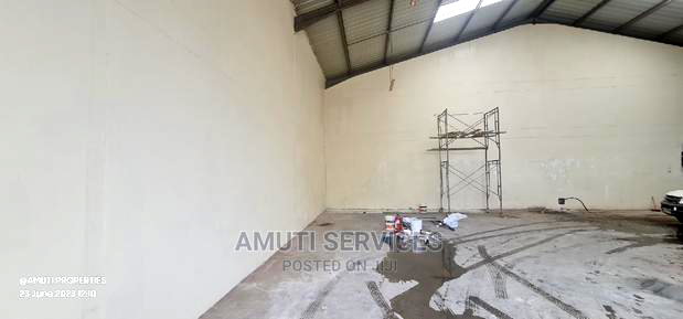 Syokimau: 4500sqft Godown to Let