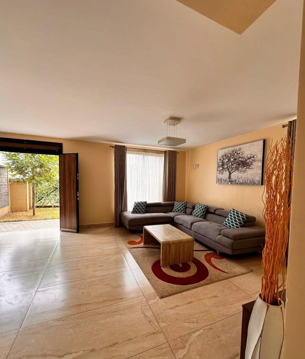 Cabro-Paved Driveway 4BR Townhouse - Syokimau