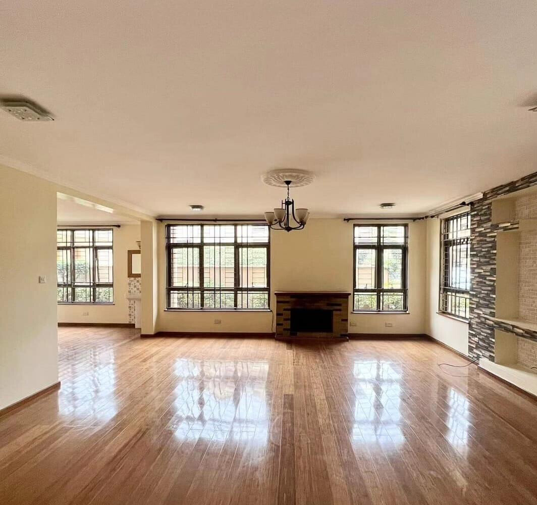5-Ensuite Townhouse with Pool & Gym Access - Lavington