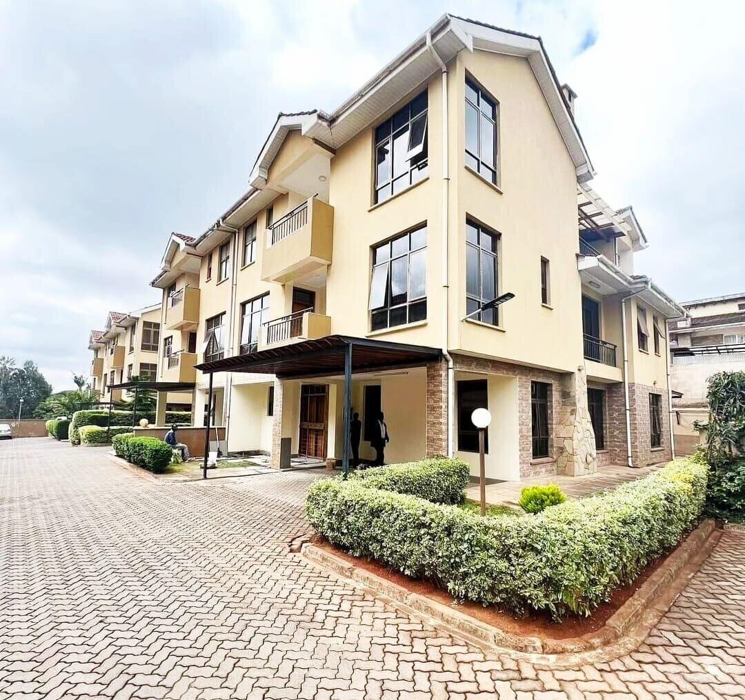 5-Ensuite Townhouse with Pool & Gym Access - Lavington