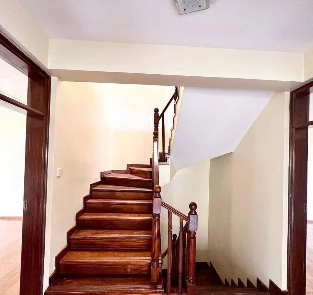 5-Ensuite Townhouse with Pool & Gym Access - Lavington