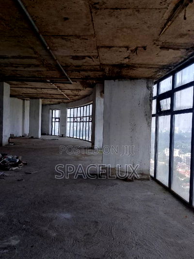 8400 SQFT Expansive Office - Image 3