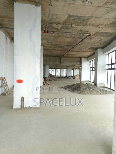 8400 SQFT Expansive Office - Image 2