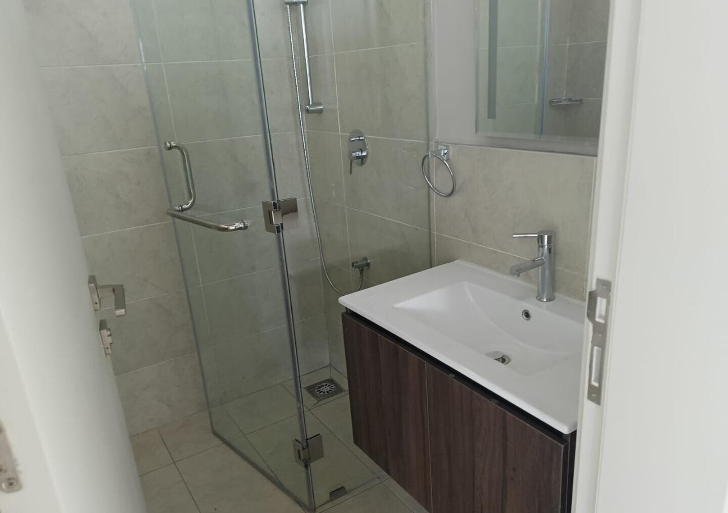 4BR Townhouse with Fireplace & Clubhouse Access - New Runda